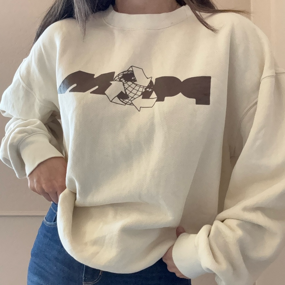 Cream Graphic Women's Sweatshirt